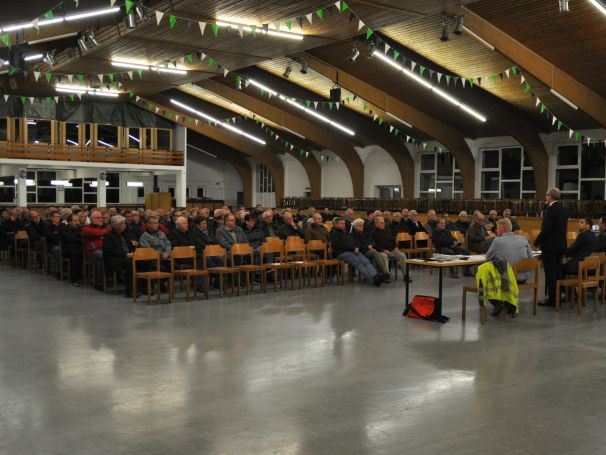 Bürgerversammlung zum Umbau der Ortsdurchfahrt Steinhausen (Foto: © Kreis Paderborn, Kreisstraßenbauamt Michael Rüngeler)